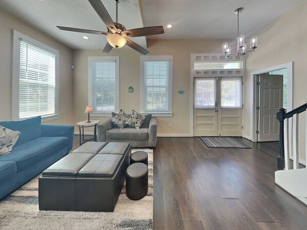 House (3 Bedrooms) | Property amenity - Seastar BRM by Ryson Vacation Rentals (Galveston)