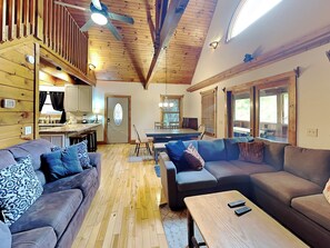 Studio (3 Bedrooms) | Front of property - Smokey Bear Haven by Jackson Mountain Rentals (Pigeon Forge)