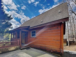 Studio (3 Bedrooms) | Property amenity