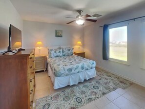Nhà (3 Bedrooms) | Tiện nghi, dịch vụ nơi lưu trú