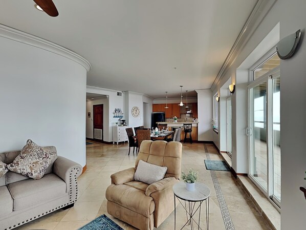 Lägenhet (4 Bedrooms) | Övrigt