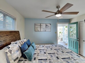 House (3 Bedrooms) | Property amenity - The Driftwood by Silver Sands Vacation Rentals (Port Aransas)