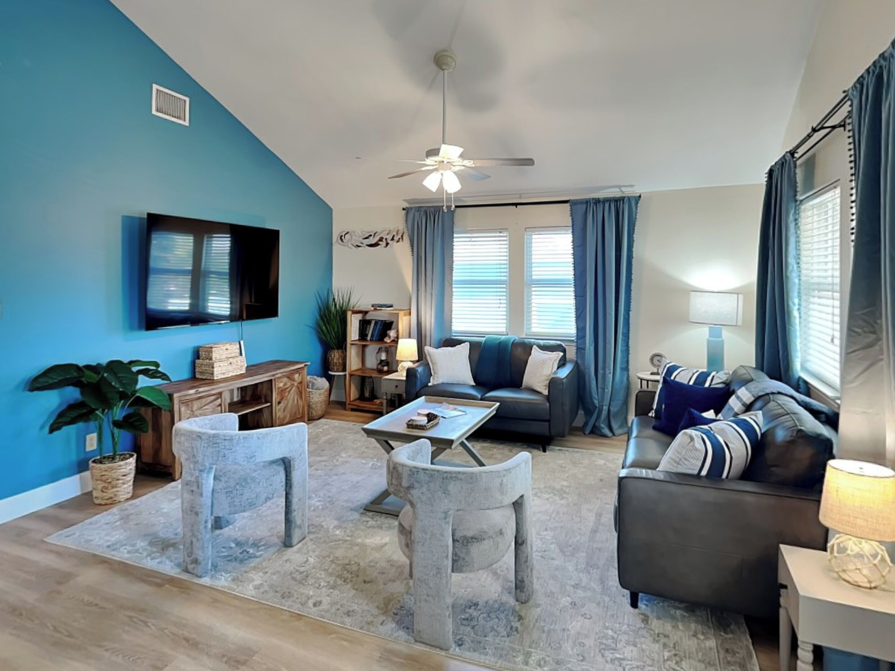 單棟房屋 (3 Bedrooms) | 住宿設施服務