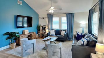 House (3 Bedrooms) | Property amenity