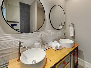 單棟房屋 (4 Bedrooms) | 其他設施