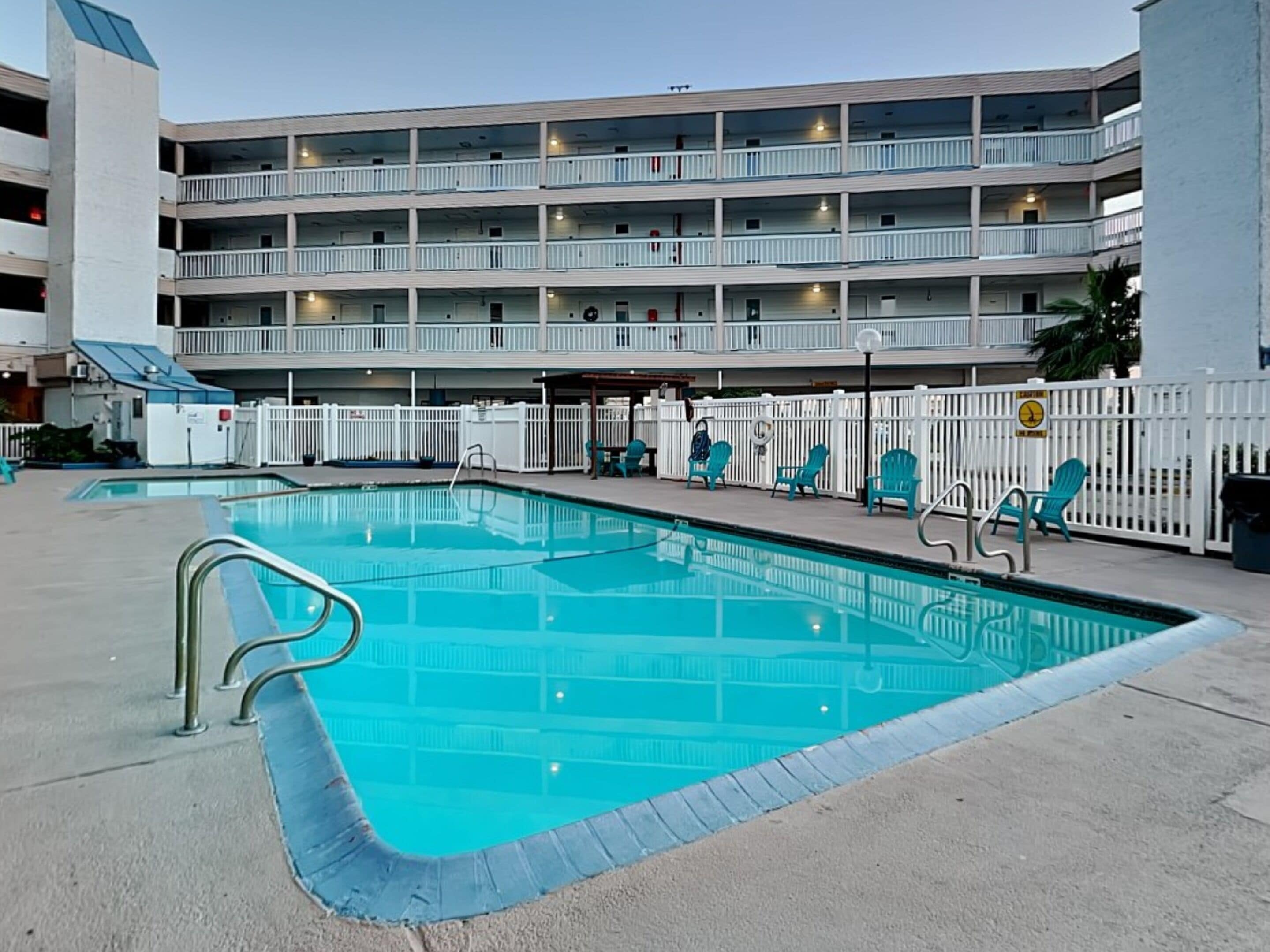 Condo (1 Bedroom) | Property amenity