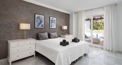 Residencia Ivy Puerto Banus | 2-bedroom apartment in Marbella