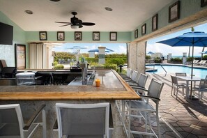 Bar (on property) - Singer Island | Beach Weekend Escape | Pools, Sandy Beach & Sunsets (Palm Beach Shores)