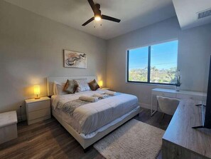 Luxury Apartment, 2 Bedrooms, Accessible, Kitchenette | 2 bedrooms, free WiFi, bed sheets - Group Lux great for up to 8 guests (West Palm Beach)