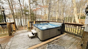 House (5 Bedrooms) | Property amenity