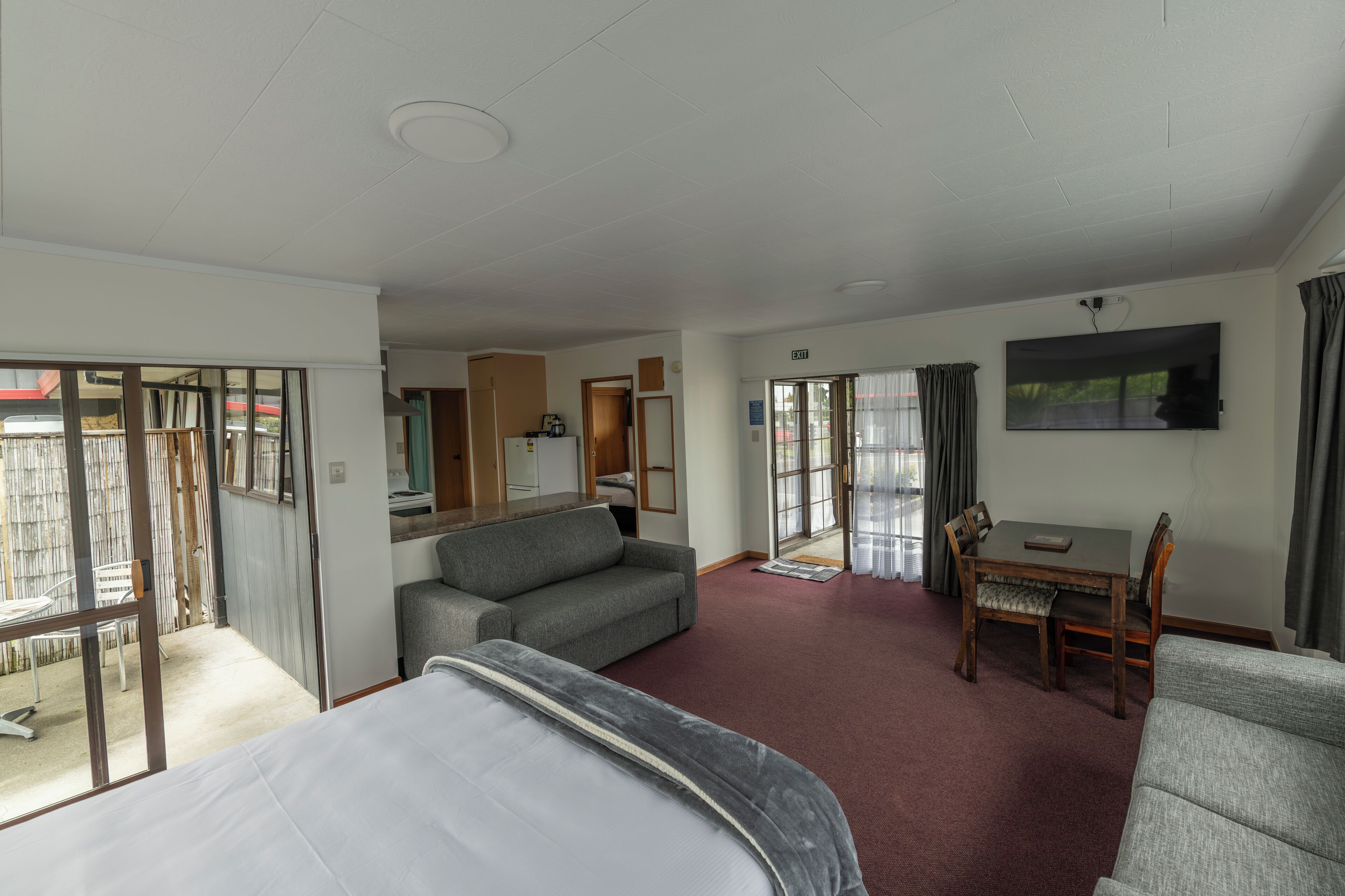 Family Apartment, 1 Bedroom, Non Smoking, Refrigerator & Microwave | Living area | Smart TV