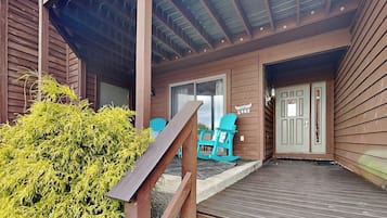 House (3 Bedrooms) | Property amenity