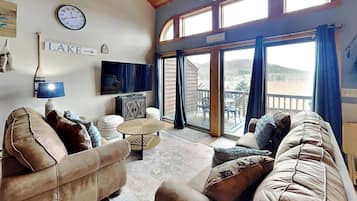 House (3 Bedrooms) | Living area | 50-inch flat-screen TV with digital channels, fireplace