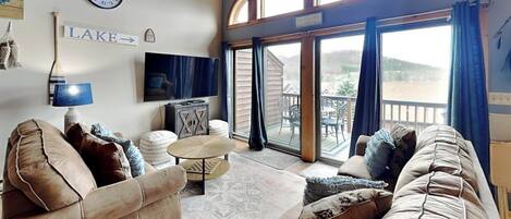 House (3 Bedrooms) | Living area | 50-inch flat-screen TV with digital channels, fireplace