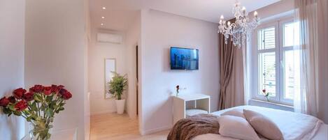 1 bedroom, iron/ironing board, Internet