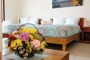 Desk, free WiFi, bed sheets - Casa Chetumal Hotel (Chetumal)