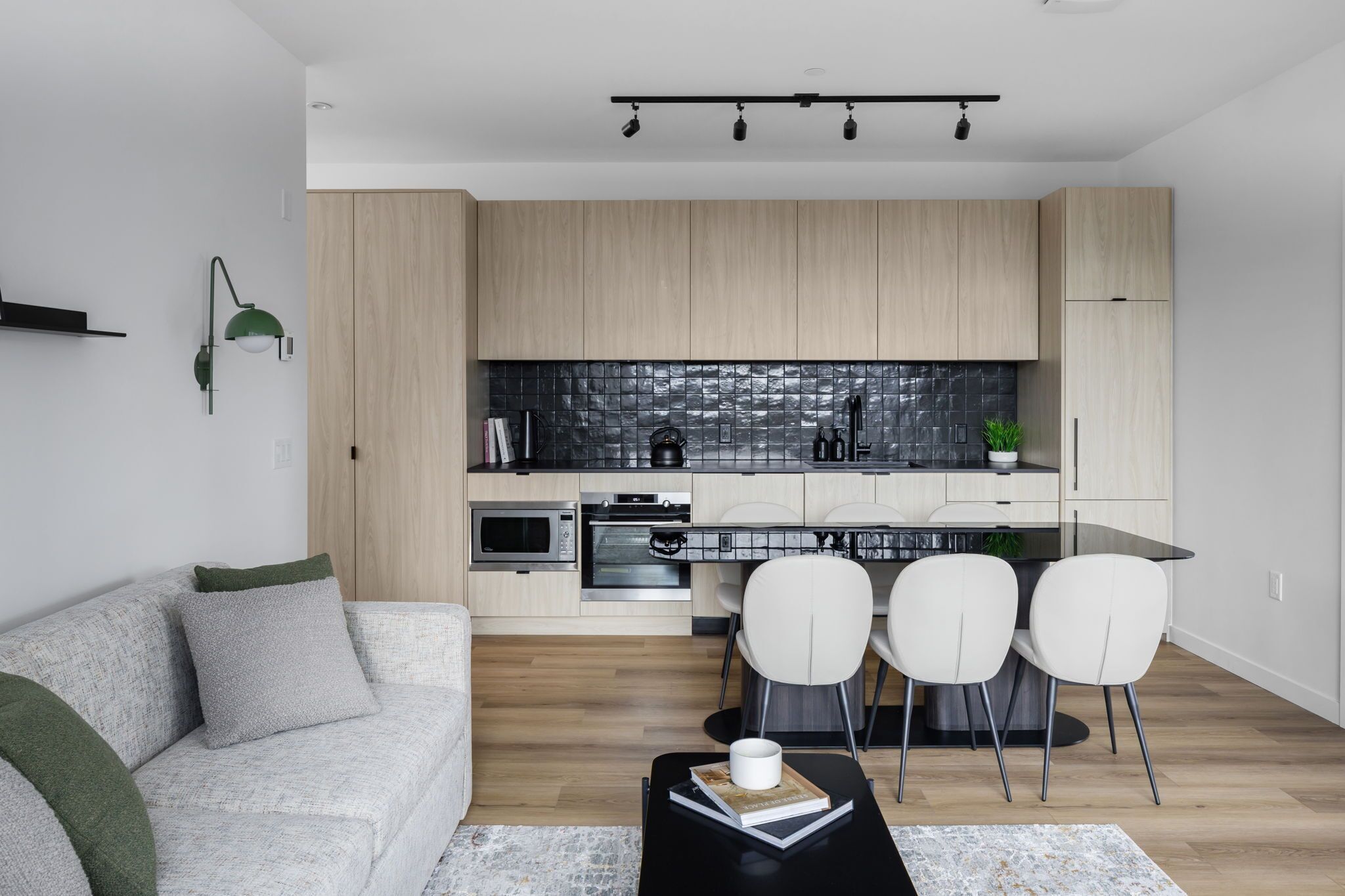 Photo - Smithe House