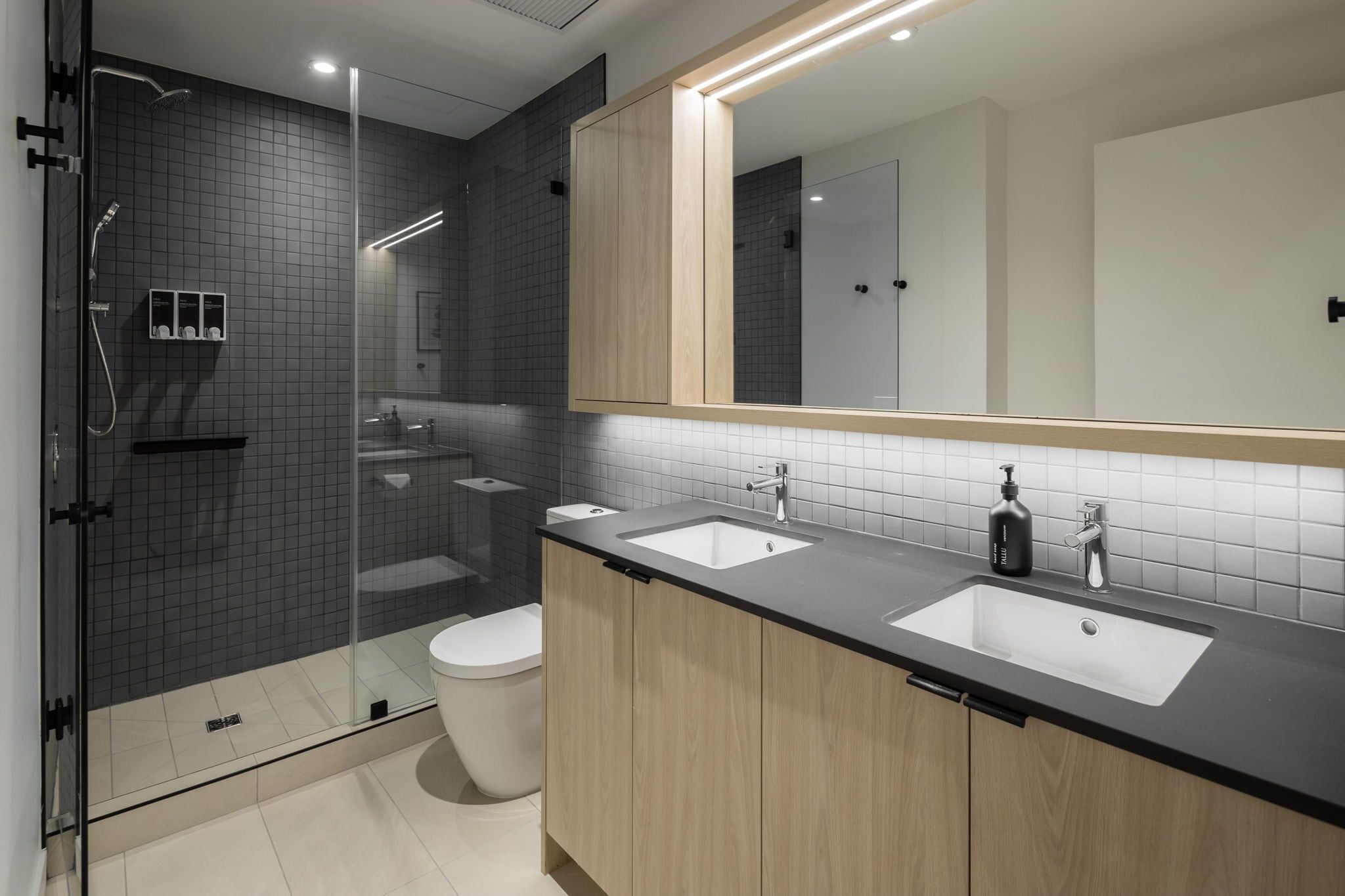 Photo - Smithe House