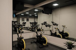 Fitness facility - Smithe House (Vancouver)