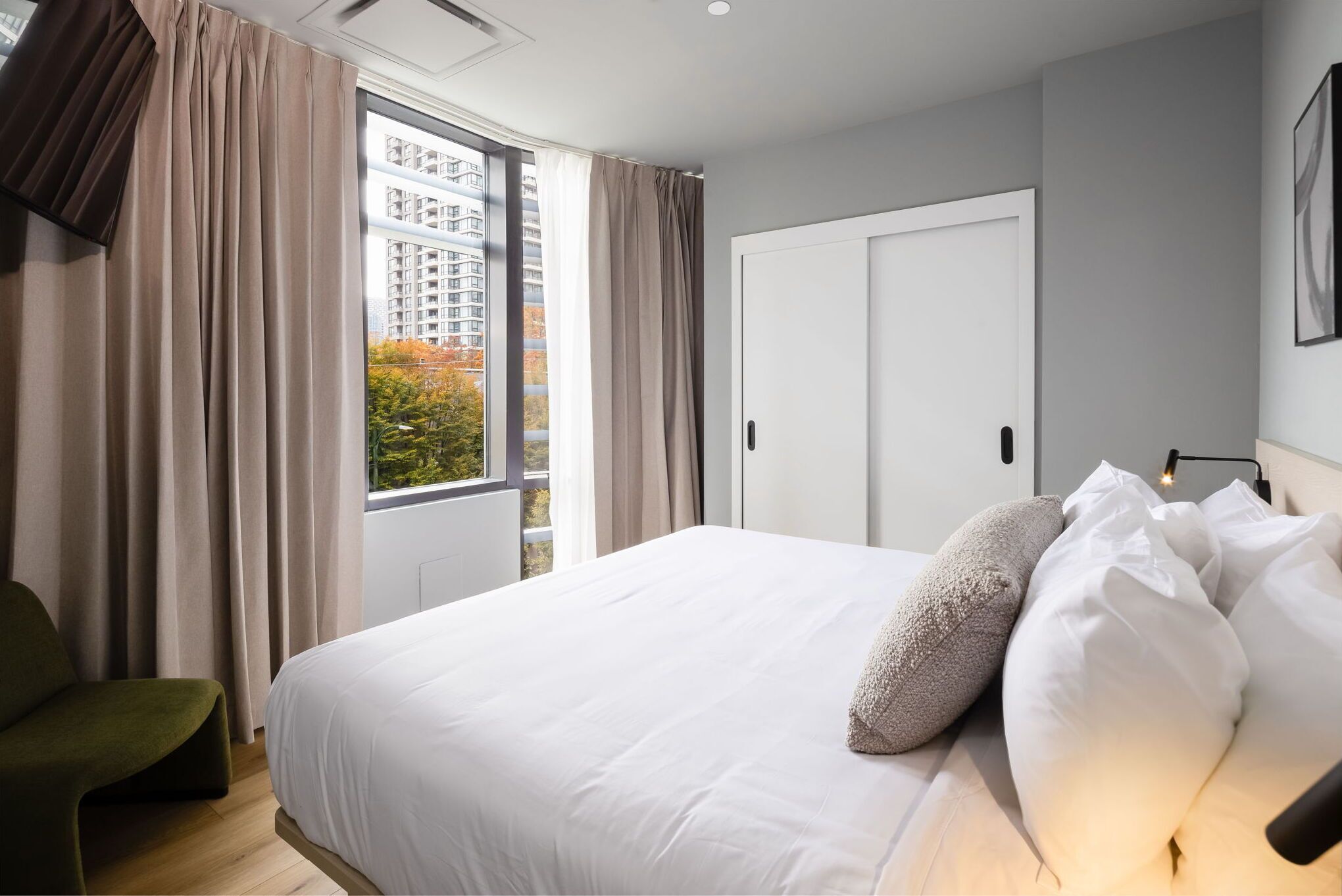 Photo - Smithe House