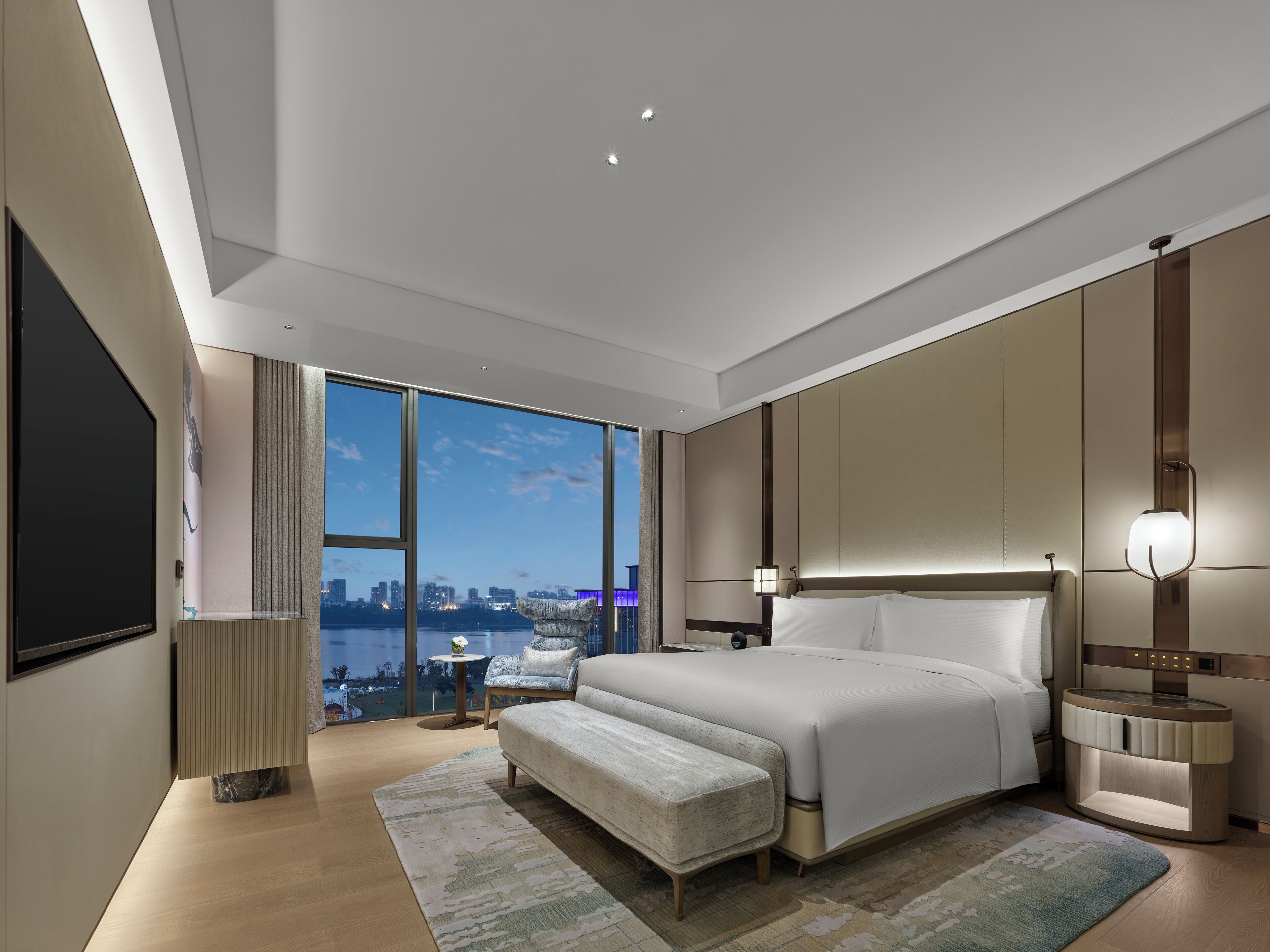 Ambassador Suite, 1 King Bedroom | In-room safe, desk, laptop workspace, blackout drapes