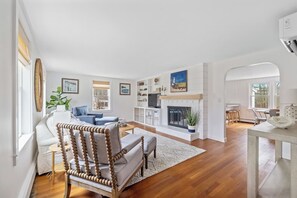 Älytelevisio, kirjoja