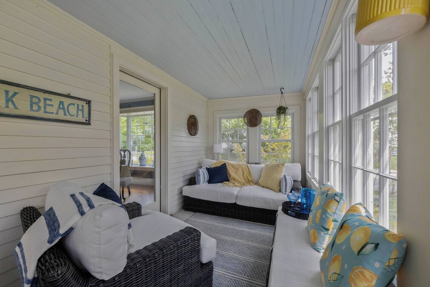 Fireplace, books, offices