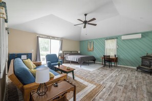 2 عدّة غرف نوم ومكواة/لوح كي وواي فاي مجانًا