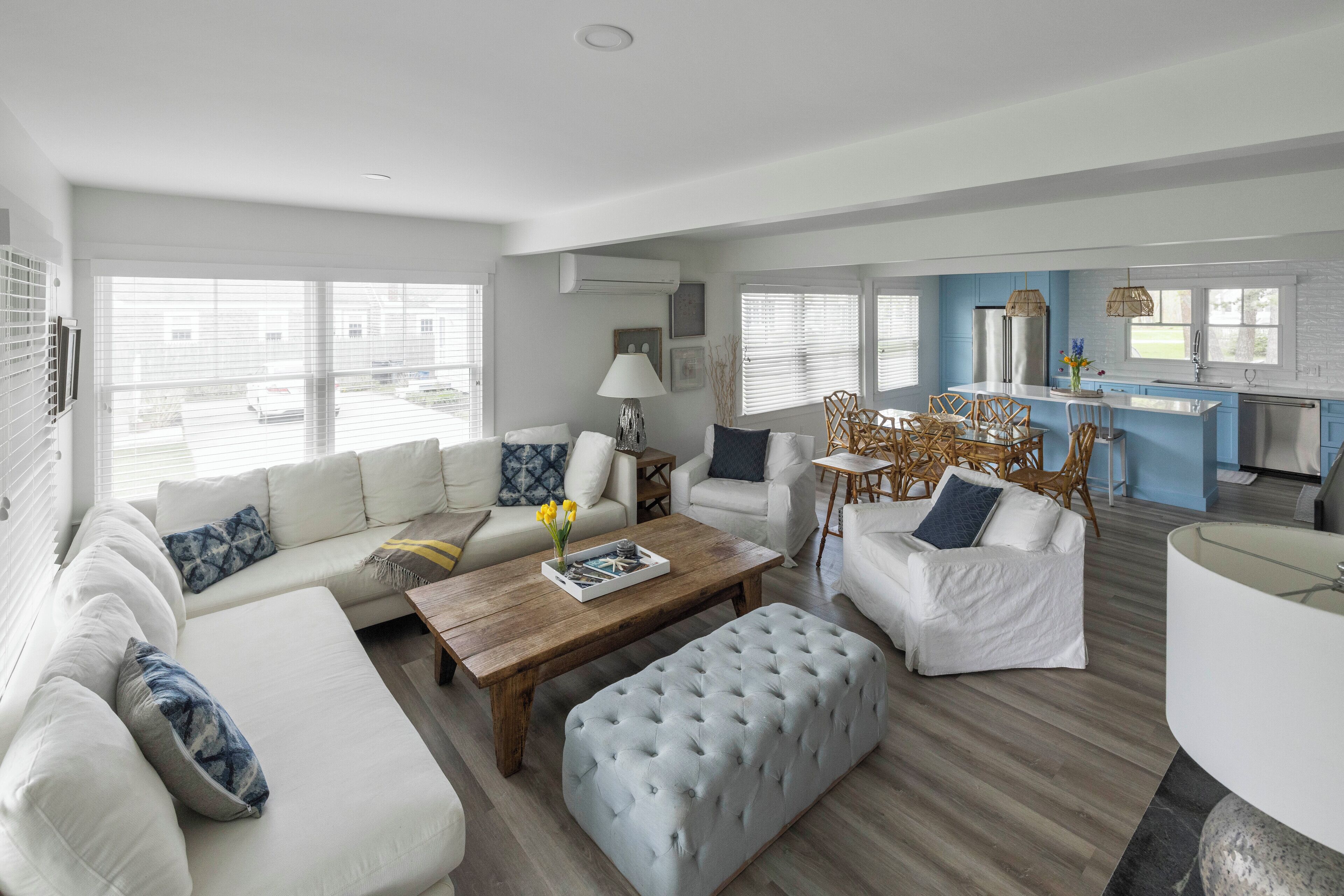 Family-friendly 4-bedroom. Perfect for beachside holidays with all amenities