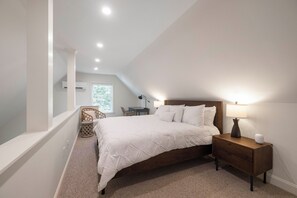 3 Schlafzimmer, Schreibtisch, Bügeleisen/Bügelbrett, kostenloses WLAN