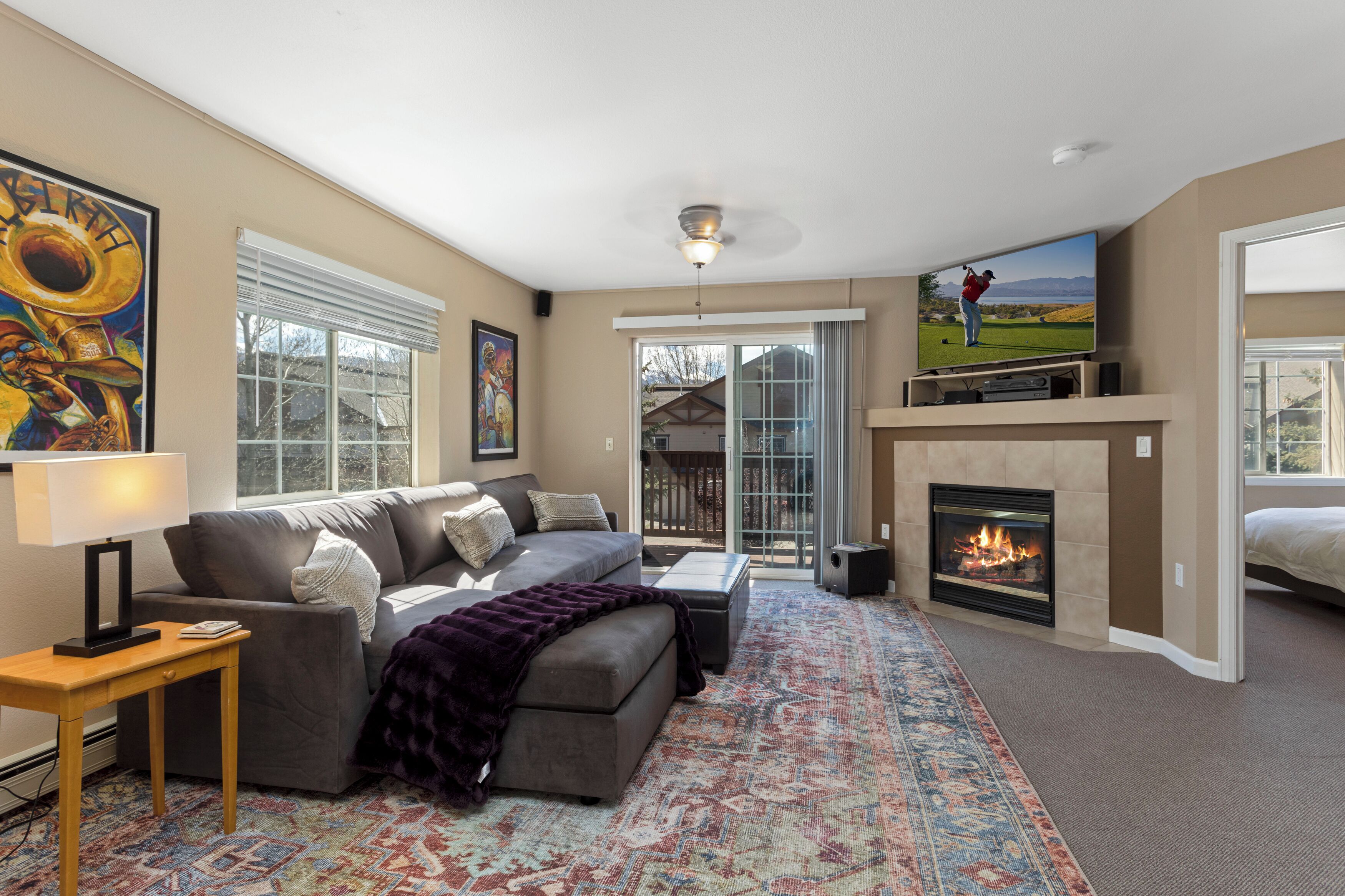 Edwards Vail Valley Cozy Condo 2 BR hot tub/pool & garage -Fish, Hike, Ski