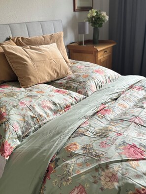 2 bedrooms, desk, free WiFi, bed sheets - Zwischen Nordsee und Ostsee! FW in Schleswig- Holstein im Naturpark Westensee (Langwedel)