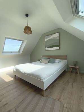 2 soverom, reiseseng for barn, wi-fi (inkludert) og sengetøy