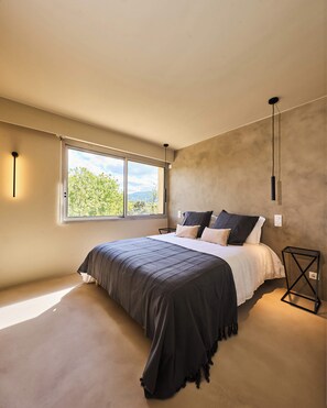 5 soverom, strykejern/-brett, reiseseng for barn og wi-fi (inkludert)