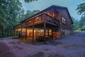 House (3 Bedrooms) | Property amenity - Zen Den by Taylor Made Deep Creek (McHenry)