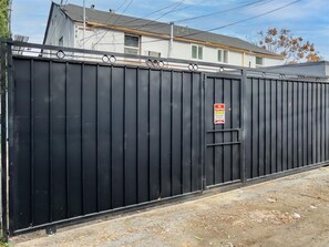 Property grounds - Cozy Studio City Studio #2 (Studio City)