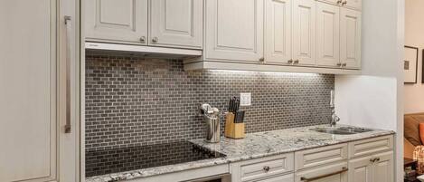 Vaisselle et ustensiles