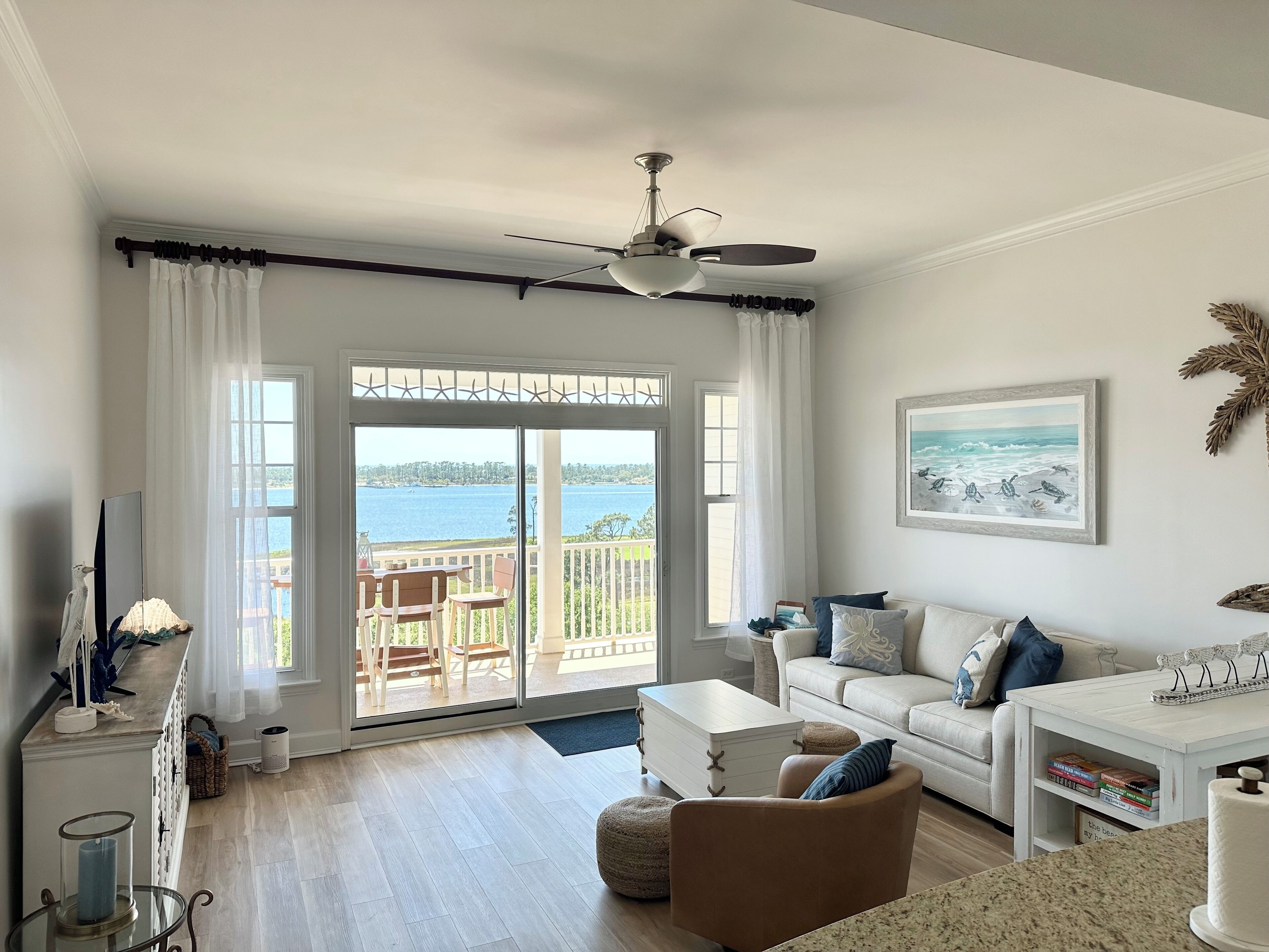 Newly Renovated Waterfront Condo with amazing view of St. Andrews Bay! 