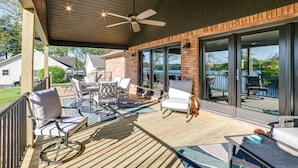 Unclassified image, 2 of 28, button - Beautiful Kentucky Lake Getaway w/ Dock & Deck! (New Concord)