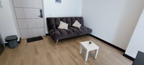 Smart TV - En la Candelaria, Cerca a Todo, Confortable y Amable. Turismo, Trabajo o Estudio (Bogotá)