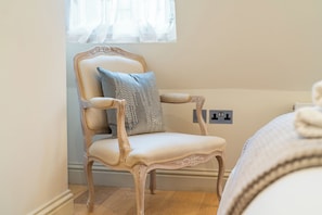 Maison Deluxe, 3 chambres | Espace de travail pour ordinateur portable, rideaux occultants