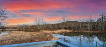 4 Fish Ponds - 17 Acres - Boat