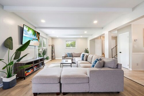 10 Min Airport/Downtown/Arsenal