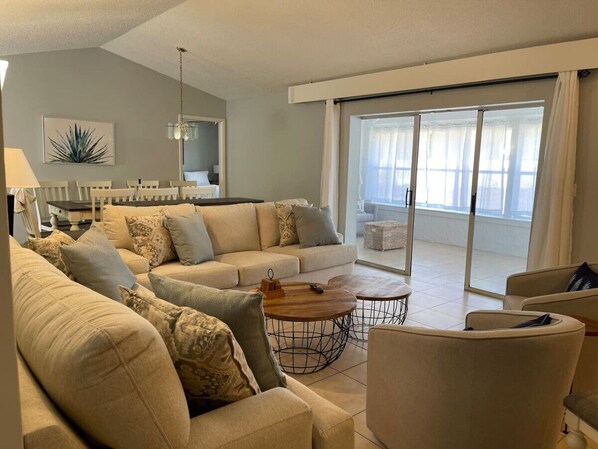 テレビ、ステレオ