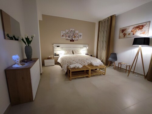 Cozy apartment in one of Catania's most exclusive neighborhoods.