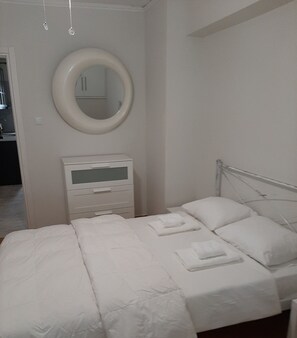 1 soverom, strykejern/-brett, wi-fi og sengetøy