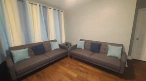 Living area - Bridgeport Global Retreat 1 (Bridgeport)
