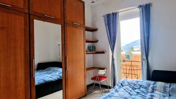 3 bedrooms, WiFi, bed sheets
