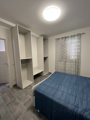 1 bedroom, in-room safe, iron/ironing board, WiFi