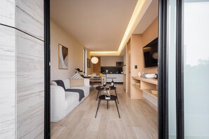 40 インチの薄型テレビ (ケーブル放送視聴可)